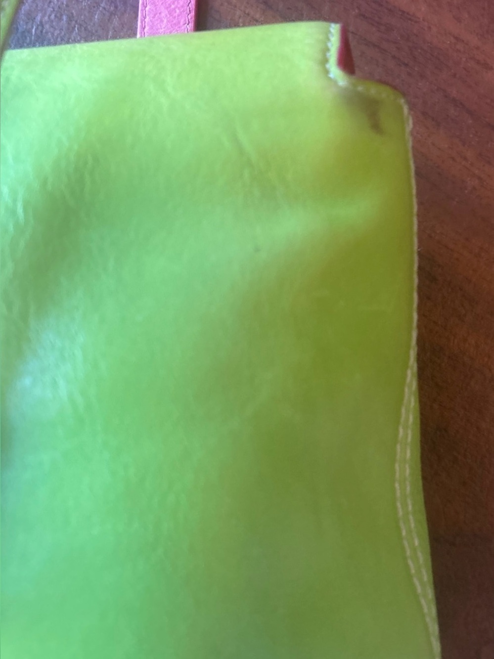 Dooney & Bourke Lime Heart Buckle Green & Pink Trim Shoulder Bag VTG - Picture 11 of 16